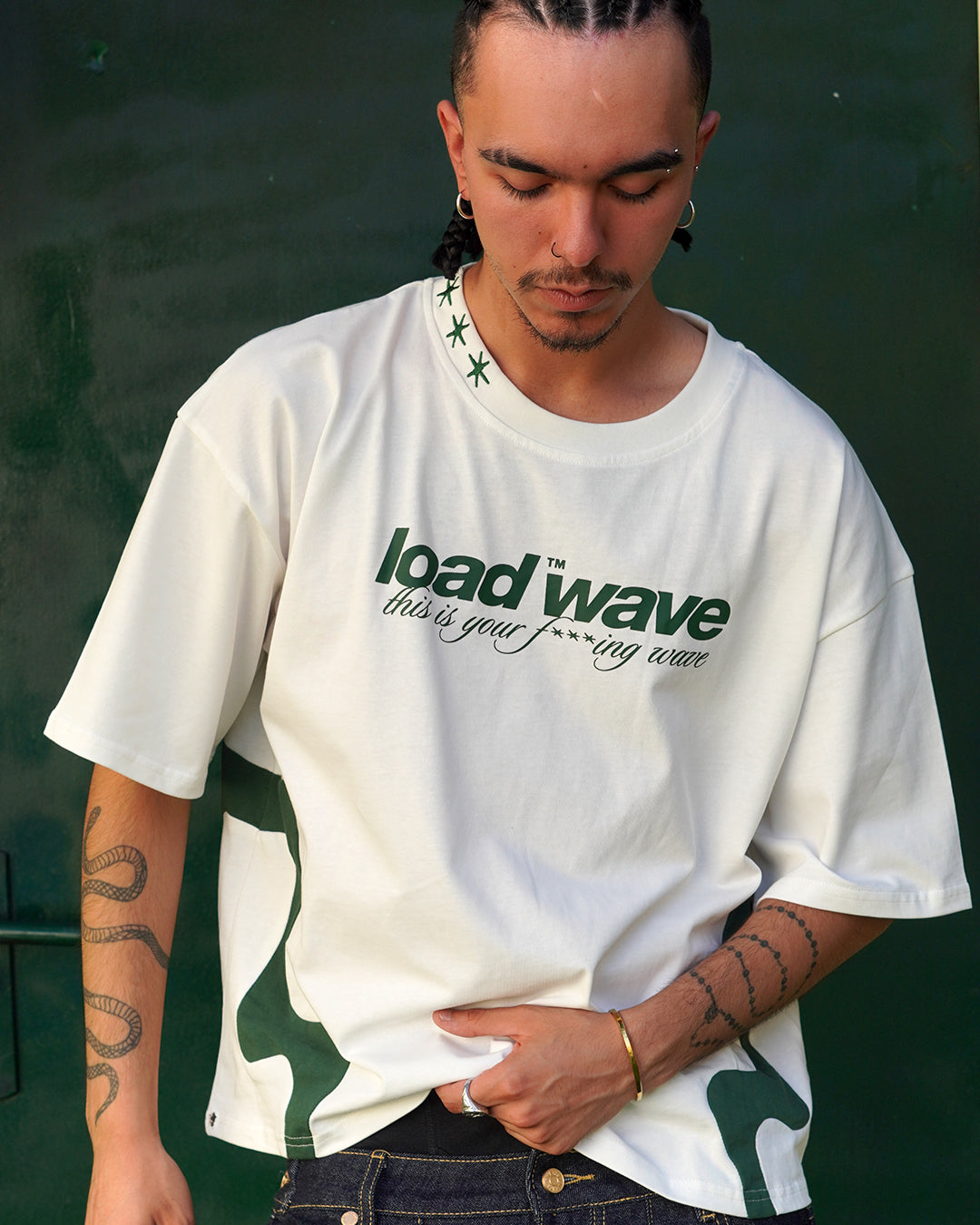 DINAMIC WHITE AND GREEN T-SHIRT