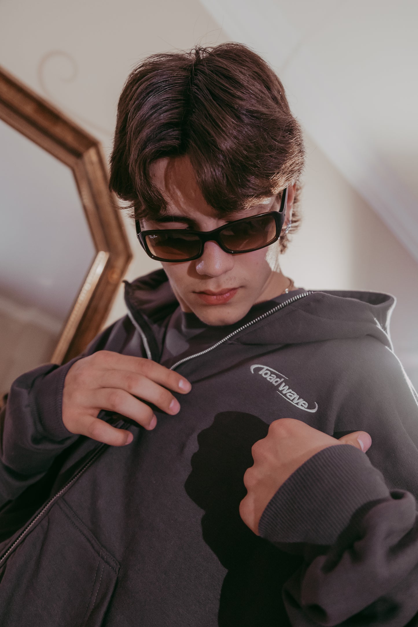 LEGENDARY GREY JACKET